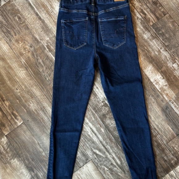 EUC - American Eagle Outfitters Jeans - Picture 4 of 15